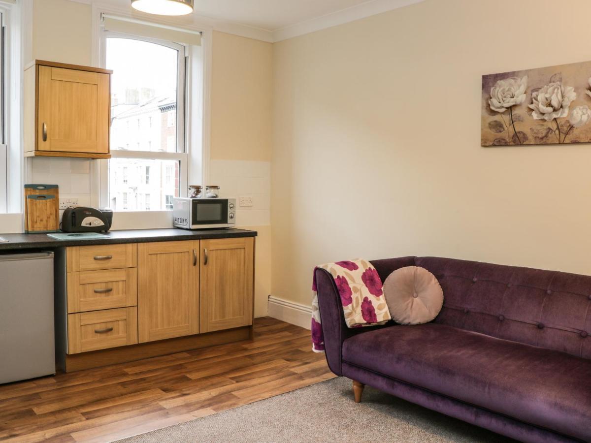 St Hilda'S Corner House Apartment Whitby Bagian luar foto