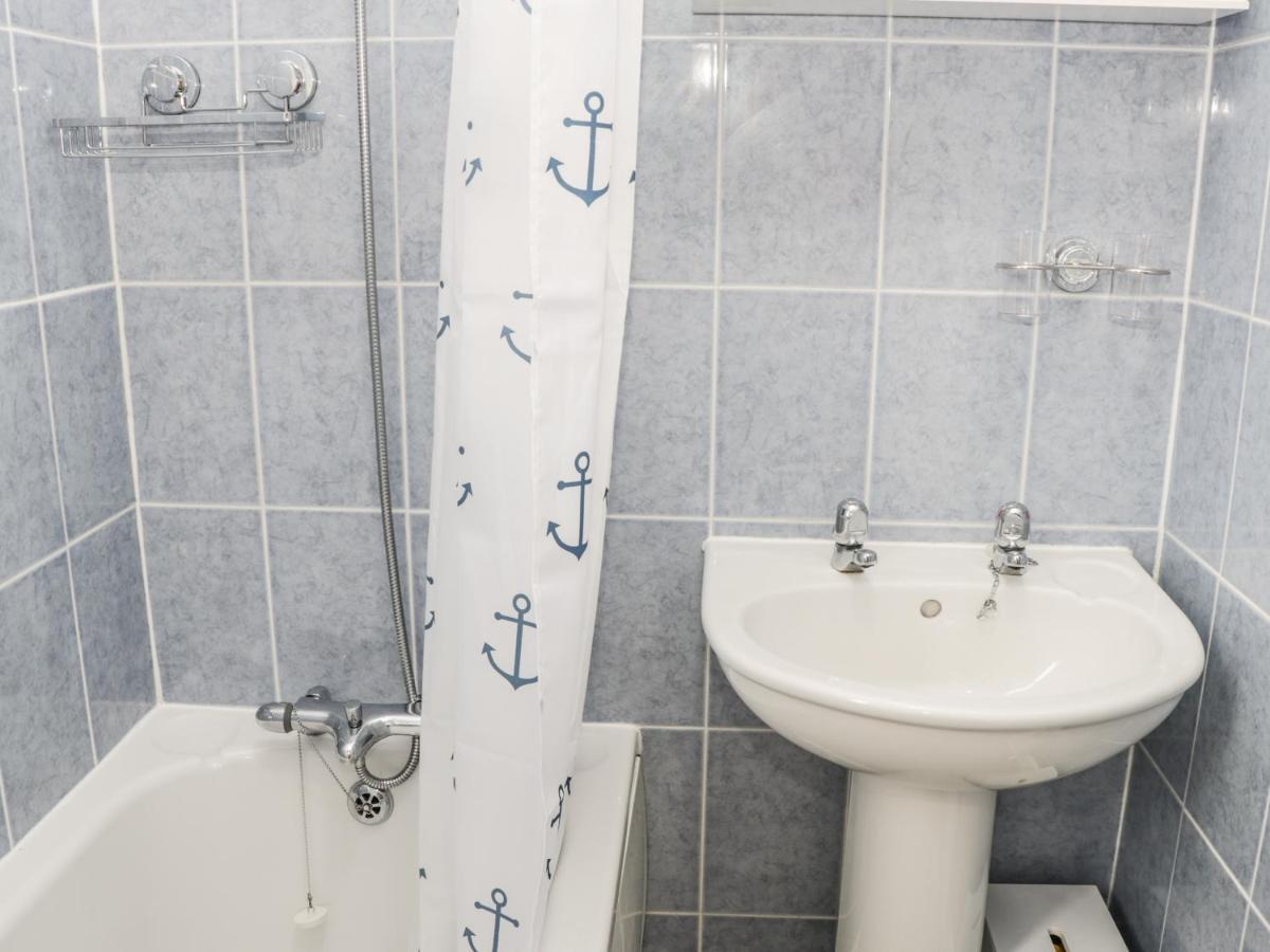 St Hilda'S Corner House Apartment Whitby Bagian luar foto