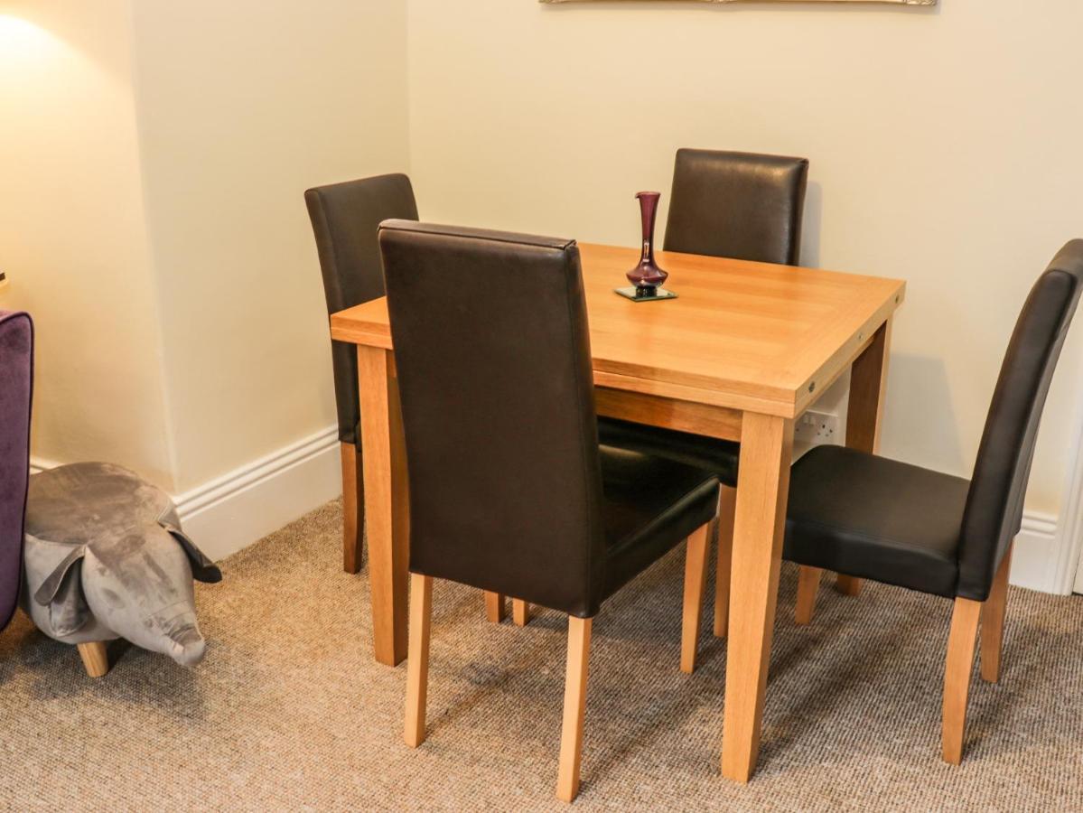 St Hilda'S Corner House Apartment Whitby Bagian luar foto